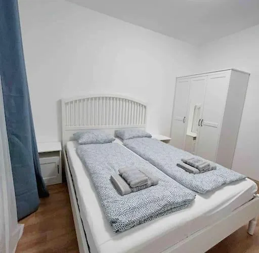 Appartement Spacious With Balcony And Garage Budapest